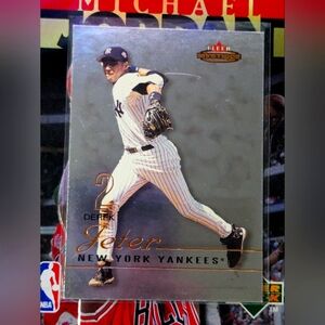 2003 Fleer Mystique Derek Jeter